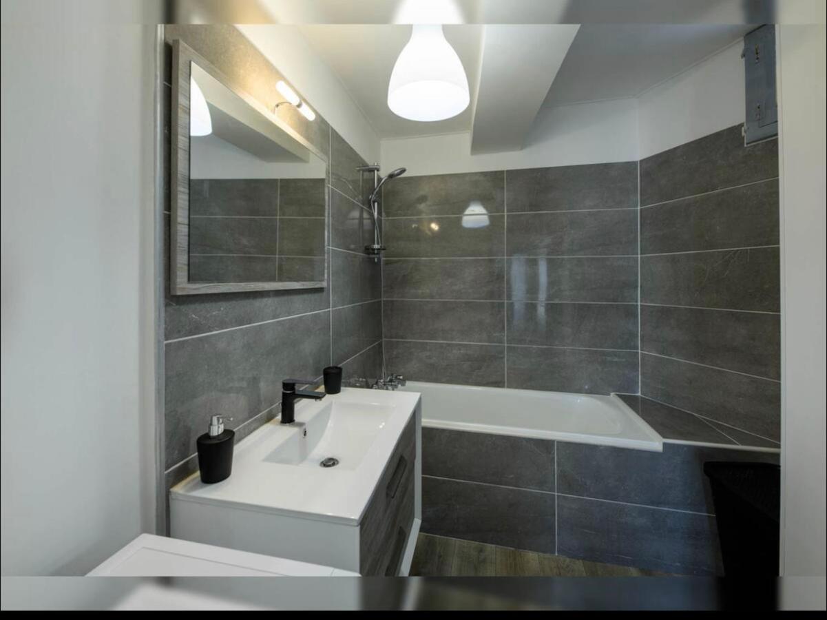 8 Aout 3-Spacieux Appartement 3 Chambres - Allee Paul Riquet - Wifi - Tv Connecte بزييه المظهر الخارجي الصورة